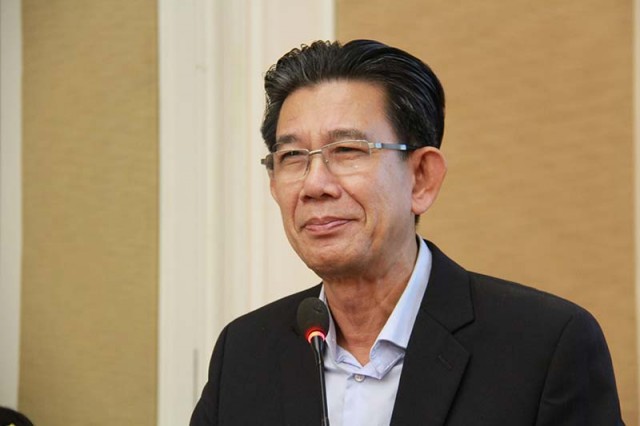 មហាផ្ទៃ គ្រោង​ស្នើ​ឲ្យ​រដ្ឋាភិបាល ជួយផ្ដល់​អត្ថប្រយោជន៍​បន្ថែម​ដល់​មន្ត្រី​ដែល​ផ្លាស់​ពី​ក្រសួង​ទៅ​ថ្នាក់ក្រោម​ជាតិ​