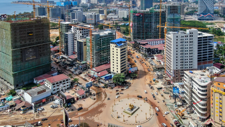 មន្ត្រី UN និង​មន្ត្រីខេត្ត​ព្រះសីហនុ​ ពិភាក្សា​ពី​ការលើកកម្ពស់​និរន្តរភាព​ទីក្រុង​ស្អាត