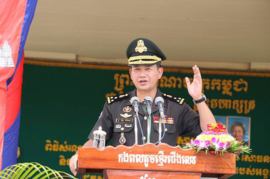 ឧត្តមសេនីយ៍ឯក ហ៊ុន ម៉ាណែត៖ ប្រជាពលរដ្ឋ៩៩.៩៩% ចង់បានសេចក្តីសុខ មានមនុស្ស០.០១% មិនចង់បានសេចក្តីសុខ ធ្វើអីឱ្យខ្លួនឯងឈ្នះ