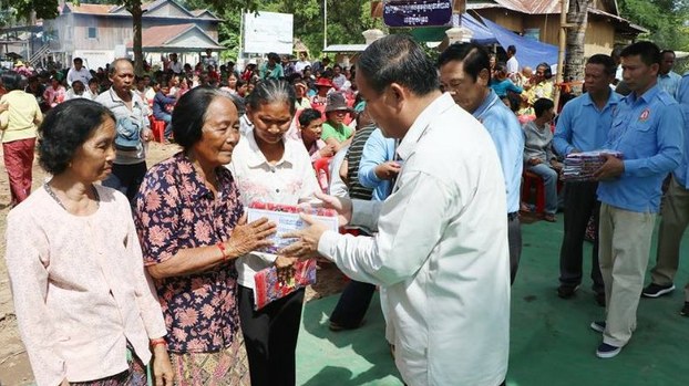 ការ​ចុះ​មូលដ្ឋាន​របស់​បក្ស​កាន់​អំណាច​ជា​ការ​កេង​ចំណេញ​នយោបាយ​ជាង​ការ​ដោះស្រាយ​បញ្ហា