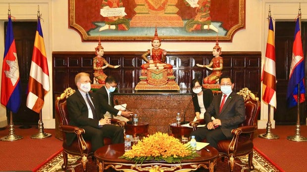 ឯកអគ្គរដ្ឋទូត​សហរដ្ឋ​អាមេរិក​​ជួប​រដ្ឋ​ម​ន្រ្តី​ក្រសួងយុត្តិធម៌​​បន្ទាប់ពី​លោក​បារម្ភ​ពី​ការ​ពន្យារពេល​ជំនុំ​ជំ​ម្រះ​ក្ដី​លោក កឹម សុខា