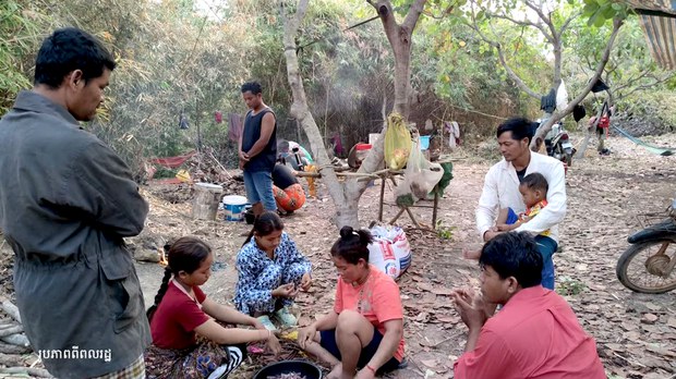 ពលរដ្ឋ​រងគ្រោះ​ដីធ្លី​នៅ​ខេត្តព្រះវិហារ គ្រោង​ឆ្លងដែន​ទៅ​សុំ​ដី​រដ្ឋាភិបាល​ថៃ​រស់នៅ