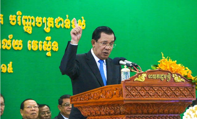 លោក ហ៊ុន សែន ថាកុំនិយាយពីប្រជាធិបតេយ្យនិងសិទ្ធិមនុស្ស មុនសន្តិភាព