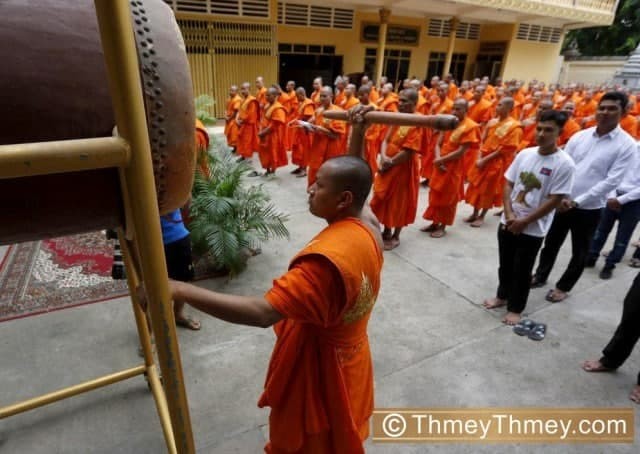 COVID-19ជាតិក្រសួង​ធម្មការ ណែនាំ​ឱ្យ​គ្រប់​វត្ត ទូងស្គរ​១​ថ្ងៃ​៥​ដង ដើម្បី​រំឭក​ដល់​វិធានការ​«៣​ការពារ ៣​កុំ​»