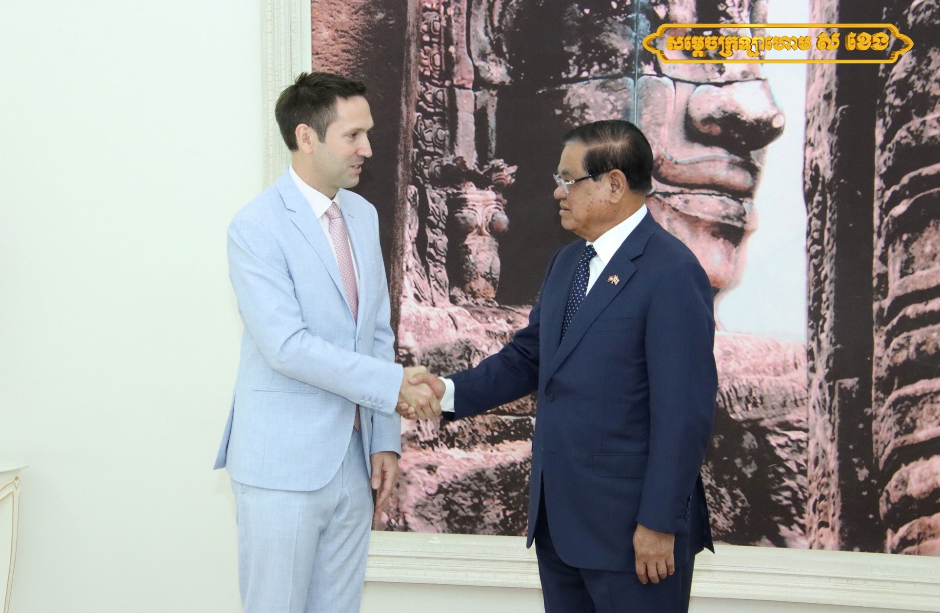  ជាតិ សង្គមជាតិ រដ្ឋាភិបាលកម្ពុជា បង្ហាញការប្តេជ្ញាចិត្តខ្ពស់ក្នុងការប្រឆាំងឧក្រិដ្ឋកម្មឆ្លងដែន