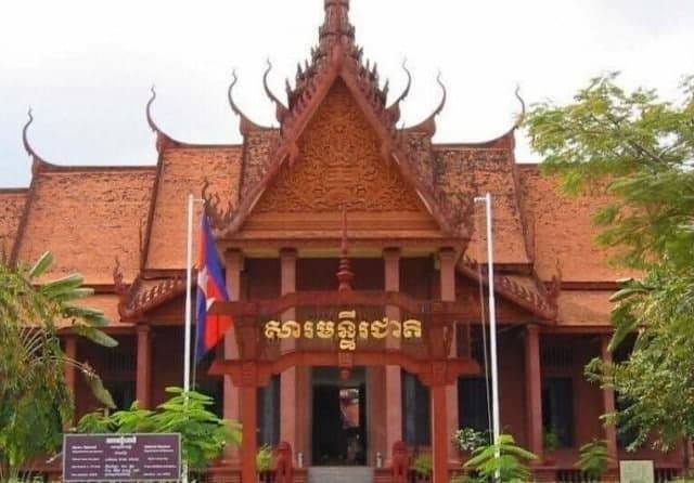 ក្រសួង​វប្បធម៌ បន្ត​បិទ​សារមន្ទីរ រោងភាពយន្ត និង​រោង​សម្ដែង​គ្រប់​ប្រភេទ ខណៈ​ស្ថានភាព​កូ​វីដ​-១៩ មិន​ថមថយ​ 