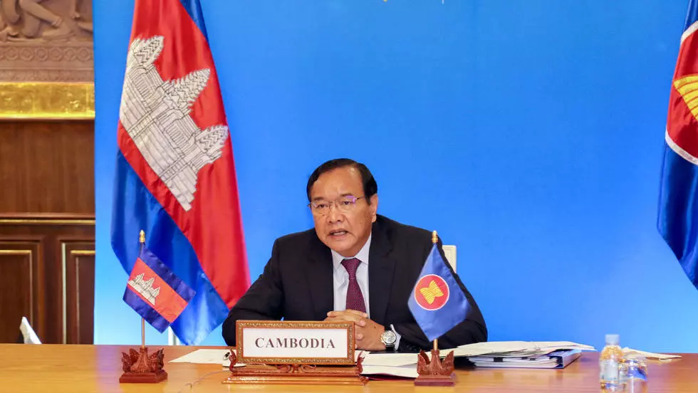 កម្ពុជា និងប្រទេសអាស៊ាន៨ទៀតរួមគ្នាអំពាវនាវឱ្យបញ្ឈប់អំហឹង្សា និងរកដំណោះស្រាយដោយសន្តិវិធីនៅភូមា