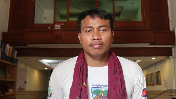 ពលរដ្ឋ និង​សង្គម​ស៊ីវិល រៃ​អង្គាស​ប្រាក់​ជួយ​គ្រួសារ លោក កើត សារាយ ដែល​កំពុង​ជាប់​ពន្ធនាគារ