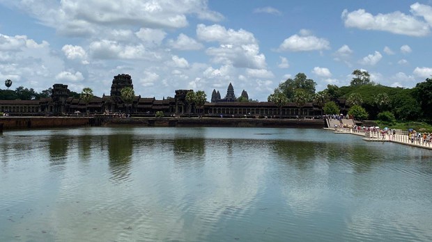 រដ្ឋាភិបាលបន្ត​លើកលែង​ការ​យក​ពន្ធ​ពី​សណ្ឋាគារ និង​វិស័យ​ទេសចរណ៍​គ្រប់​ប្រភេទ នៅ​ឆ្នាំ២០២១