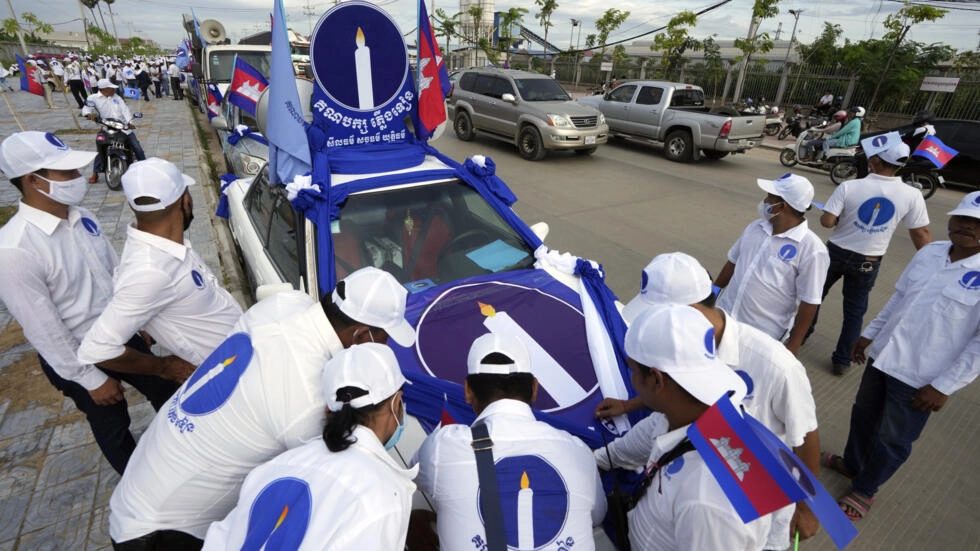 សំណុំរឿងភ្លើងទៀន៖​ អាមេរិកចេញមុខថ្កោលទោសជាថ្មី ទោះលោក ហ៊ុន សែន ព្រមានមិនឲ្យលូកដៃ