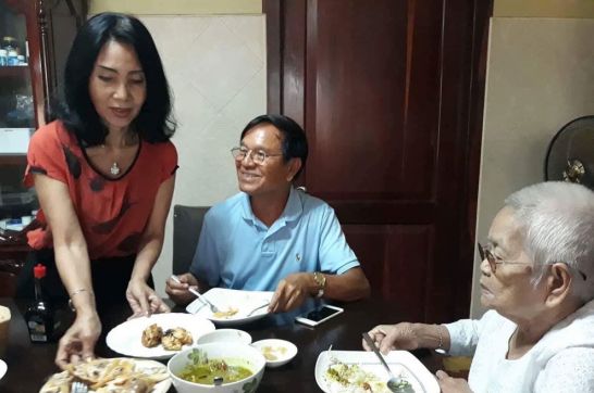 លោក ស ខេង ​រៀបរាប់​ពី​ការប្តូរ​ទីតាំង​ឃុំ​ខ្លួន​លោក កឹម សុខា ពី​ពន្ធនាគារ​មក​ឃុំ​ក្នុង​ផ្ទះ