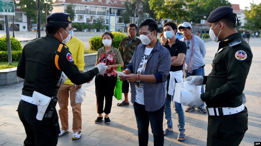 ស្នងការ​ខេត្ត​បាត់​ដំបង៖ អធិការ​ស្រុក​កំរៀង​​​​ប្រឈម​មុខ​តុលាការ ក្រោយ​ផ្ទុះ​ករណី​ពលករ​ឆ្លង​ដែន​ពី​ថៃ​មិន​ធ្វើ​ចត្តាឡីស័ក