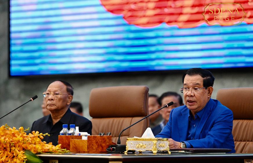 បក្សកាន់អំណាចបង្ហាញការតាំងចិត្តពង្រឹងលទ្ធិប្រជាធិបតេយ្យតែបង្កប់សារគំរាមដៃគូប្រកួត