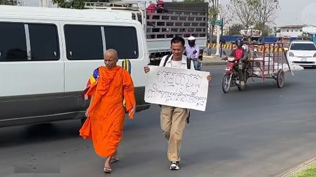 ព្រះតេជព្រះគុណ សំ គឹមសាធ សម្រាក​នៅ​ស្រុក​មោងឫស្សី​មួយ​យប់ ​ជា​ទី​អាជ្ញាធរ​ធ្លាប់​ចាប់​​ព្រះអង្គ​ផ្សឹក