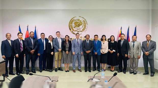 ឯកអគ្គរាជទូតអូស្ត្រាលីប្រចាំកម្ពុជាលើកបញ្ហាសិទ្ធិមនុស្ស និងលំហសេរីភាពនយោបាយទៅកាន់គណៈកម្មាធិការសិទ្ធិមនុស្សរដ្ឋាភិបាល