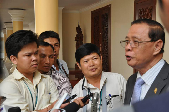 CPP៖ អង្គការសង្គមស៊ីវិល ចង់បង្កើតបន្ទប់ស្ថានការណ៍ ត្រូវបំពេញបែបបទ តម្កល់នៅក្រសួងមហាផ្ទៃ 