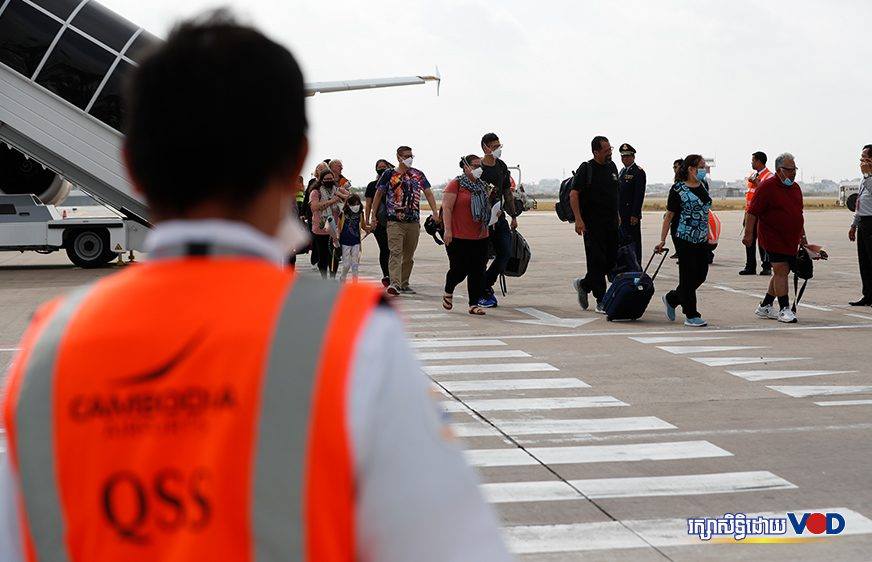 ក្រសួង​​ថា​ ភ្ញៀវ​​ទេសចរ​​អន្តរ​ជាតិ​​មក​​កម្ពុជា​​ក្នុង​​ឆ្នាំ​២០២០​ធ្លាក់ចុះ​៨០​% ​ធៀប​​នឹង​​ឆ្នាំ​២០១៩​