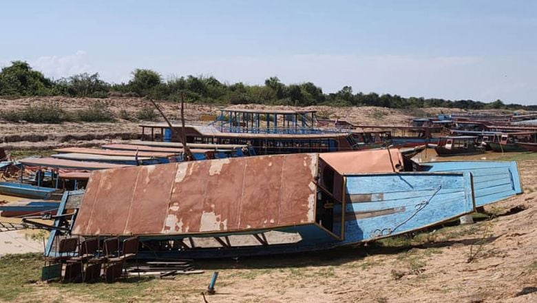 ស្ថានភាព​ទន្លេសាប និង​តំបន់​ទេសចរណ៍​កំពង់​ភ្លុក​ដែល​គោករីង ​ប៉ះពាល់​ជីវភាព​ពលរដ្ឋ​ជាង​ ៧០០ ​គ្រួសារ