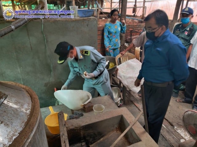 មនុស្សចំនួន២៤នាក់ នៅខេត្តកណ្តាល និងកំពត ស្លាប់ដោយសារពុលស្រា នៅក្នុងខែឧសភានេះ