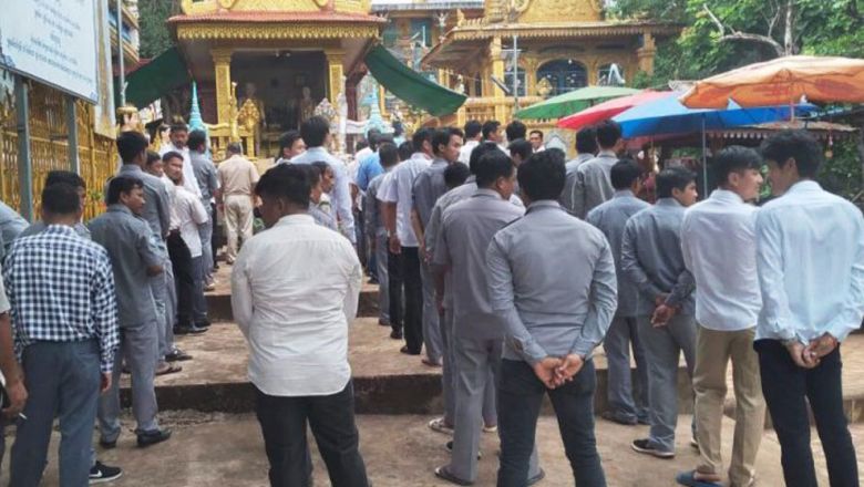 មន្ត្រី​ថា​ការហៅ​មន្ត្រី​សុរិយោដី​ ៤០ ​នាក់​ទៅ​ស្បថ​ គឺពាក់ព័ន្ធ​ករណី​បាត់​សន្លឹក​បណ្ណ​មិនទាន់​ប្រើ
