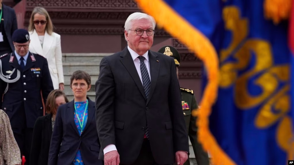 ប្រធានាធិបតី​អាល្លឺម៉ង់​ជួប​ជាមួយ​មេ​ដឹកនាំ​បក្ស​ប្រឆាំង​និង​អង្គការ​សង្គម​ស៊ីវិល​ជជែក​អំពី​បញ្ហា​សិទ្ធិ​មនុស្ស និង​នយោបាយ​នៅ​កម្ពុជា 