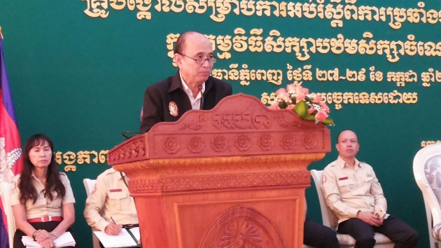 លោក ឱម យ៉ិនទៀង ជឿថា ពលរដ្ឋ​នឹង​កាន់តែ​ស្អាតស្អំ ក្នុង​រយៈពេល ១០​ឆ្នាំ​ខាងមុខ