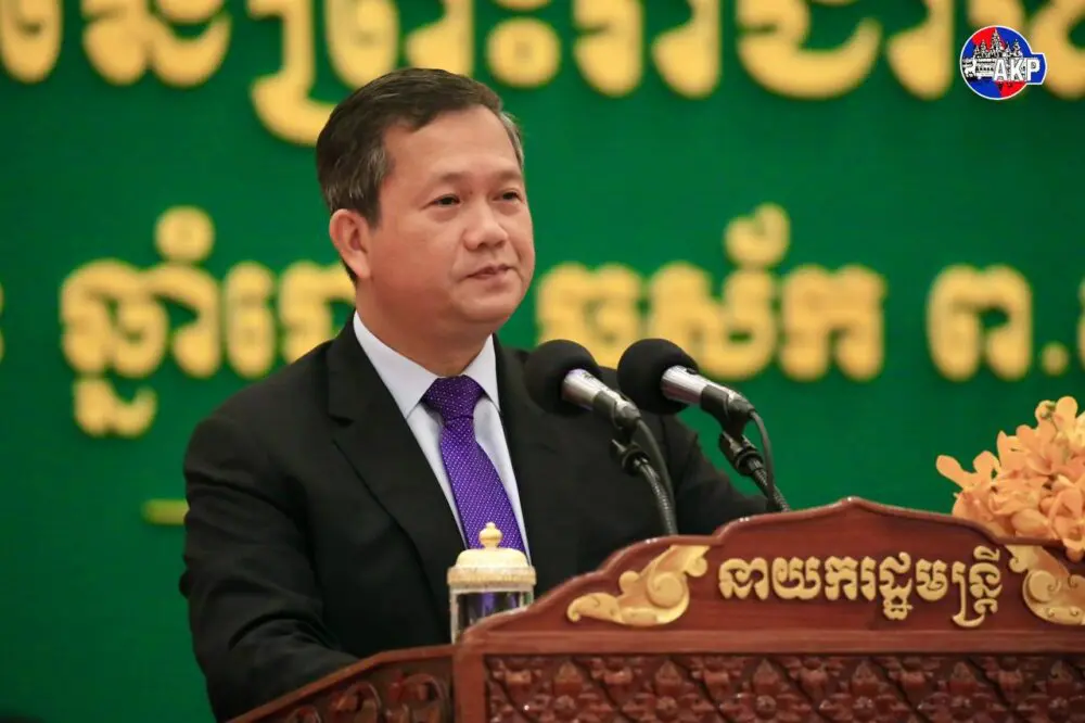 អ្នកតាមដានសង្គមនិង​នយោបាយឯក​ភាព​ការលើកឡើងរបស់លោក ហ៊ុន ម៉ាណែត ​ដែល​ថា ខ្មែរ​​បាត់​បង់​ទឹកដី​គឺដោយ​សារ​ការបែកបាក់ផ្ទៃក្នុងជាតិ