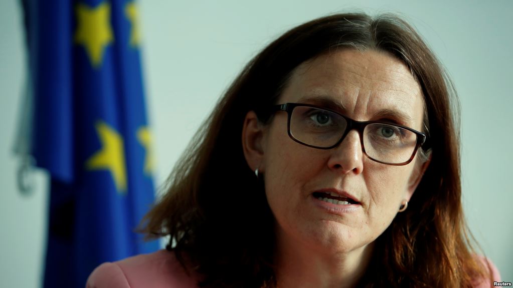 EU ​ចាប់ផ្តើម​នីតិវិធី​ដក​ EBA ​ពី​កម្ពុជា​ក្រោយពី​រដ្ឋ​សមាជិក​ផ្តល់​ភ្លើង​ខៀវ