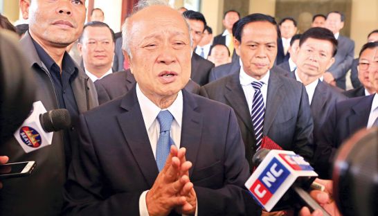 សម្ដេច​ក្រុម​ព្រះ​នរោត្តម រណឫទ្ធិ ព្រះប្រធាន​គណបក្ស​ហ៊្វុនស៊ិនប៉ិច​កាលពី​ម្សិលមិញ​បាន​ទទួល​ស្គាល់​ថា​ទ្រង់​ពិត​ជា​បាន​ស្នើសុំ​ចិន​ឲ្យ​ជួយ​គណបក្ស​ទ្រង់​មែន