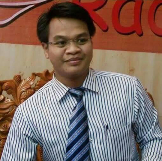 លោក ពេជ្រ ស្រស់ ៖​ បក្សនឹងបង្កើត កម្មវិធីអភិវឌ្ឍន៍ ការងារក្នុងតំបន់ ដោយបញ្ចប់ការ ធ្វើចំណាកស្រុក