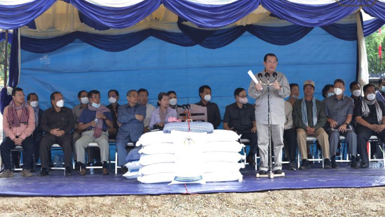 លោក​ ហ៊ុន សែន អំពាវនាវ​ដល់​ព្រះសង្ឃ​ និង​ប្រជាពលរដ្ឋ ងើបឈរ​ប្រឆាំង​ «​ជន​ក្បត់ជាតិ​» 