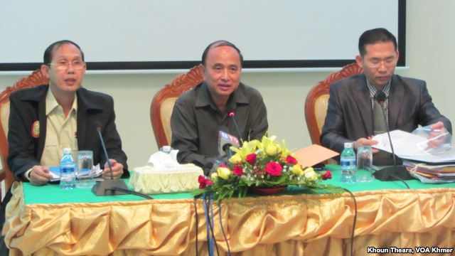 ​អង្គ​ភាព​ប្រឆាំង​អំពើ​ពុក​រលួយ ​បង្ហាញ​អត្ត​សញ្ញាណ មន្ត្រី​សង្ស័យ ​ពី​បទ​ប្រព្រឹត្ត​អំពើ​ពុក​រលួយ​