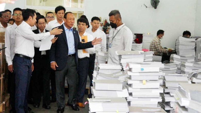 សន្លឹកឆ្នោត និង​សម្ភារ​បម្រើការ​បោះឆ្នោត ​ត្រូវ​ដឹកចេញទៅ​តាម​រាជធានី ខេត្ត​នៅ​ថ្ងៃ ១៨ ​កក្កដា