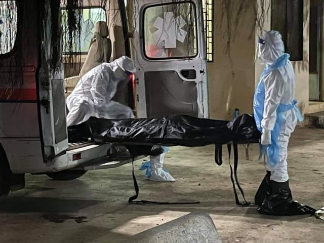 បិទខ្ទប់ភូមិរកាធំ ក្នុងឃុំជីរោទិ៍ទី១ ស្រុកត្បូងឃ្មុំ ក្រោយរកឃើញអ្នកឆ្លងកូវីដ-១៩ ជាបន្តបន្ទាប់