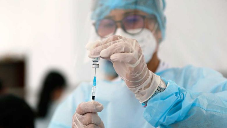 ក្រុមហ៊ុន​ ១០ ​ស្នើសុំ​សិទ្ធិ​នាំចូល​វ៉ាក់សាំង​បង្ការ​កូ​វីដ ខណៈ​កម្ពុជា​ចាក់​វ៉ាក់សាំង​បាន​ជាង​ ៨ ​លាន​នាក់