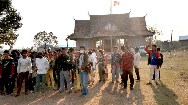 អាជ្ញាធរ​មូលដ្ឋាន​​ខេត្តមណ្ឌលគិរី រង​ការ​ចោទ​ថា​ ប្រមូល​អត្តសញ្ញាណ​ប័ណ្ណ​ពី​ពលរដ្ឋលក់​ដី​ព្រៃ​ជាង ១ ពាន់​ហិកតា