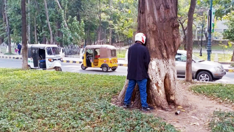 គួរ​មាន​វិធានការ​​បែបណា​ ដើម្បី​ដោះស្រាយ​បញ្ហា​បន្ទោបង់​តាម​ទីសាធារណៈ​?