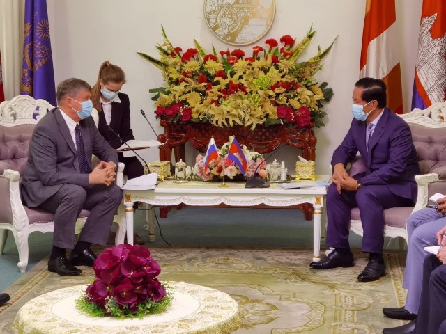 លោក ឃួ​ង ស្រេង​៖ រុស្សី​កំពុង​ពិចារណា​ផ្តល់​វ៉ាក់សាំង​កូ​វីដ​-១៩​ដល់​កម្ពុជា