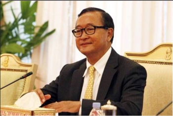 តុលាការបង្គាប់ឲ្យចាប់ខ្លួនលោក សម រង្ស៊ី ករណីចោទប្រកាន់សមគំនិតក្លែងបន្លំឯកសារ