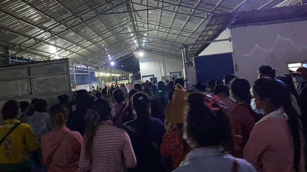 តំណាង​​សហជីព​​ថា​​និយោជក​​បំពាន​​វិធានការ​​បង្ការ​​ជំងឺ​កូវីដ​-​១៩​ ដែល​​ធ្វើ​​ឲ្យ​​កម្មករ​​ប្រឈម​​ការ​​ឆ្លង​​ជំងឺ​នេះ​​