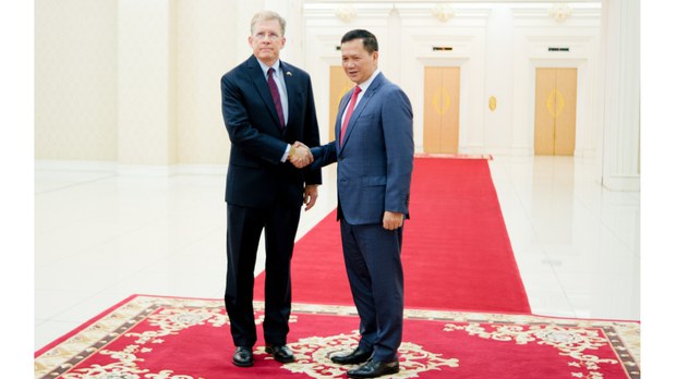 ទូត​អាមេរិក​ជំរុញ​ឲ្យ​លោក ហ៊ុន ម៉ាណែត ស្ដារ​សិទ្ធិមនុស្ស​ដើម្បី​លើក​កម្ពស់​មុខ​មាត់​លើ​ឆាក​អន្តរជាតិ