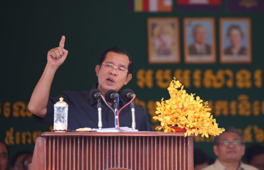 នាយករដ្ឋមន្រ្តី ប្រកាសលុបចោលការិយាល័យស្រុក និងបង្រួមក្រសួងមួយចំនួនចូលគ្នា