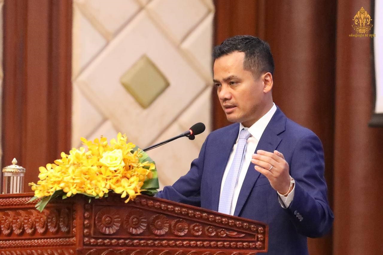 លោក ស សុខា ឱ្យស្នងការរាជធានី-ខេត្ត បង្កើនការបង្ក្រាបករណីគ្រឿងញៀន និងល្បែង