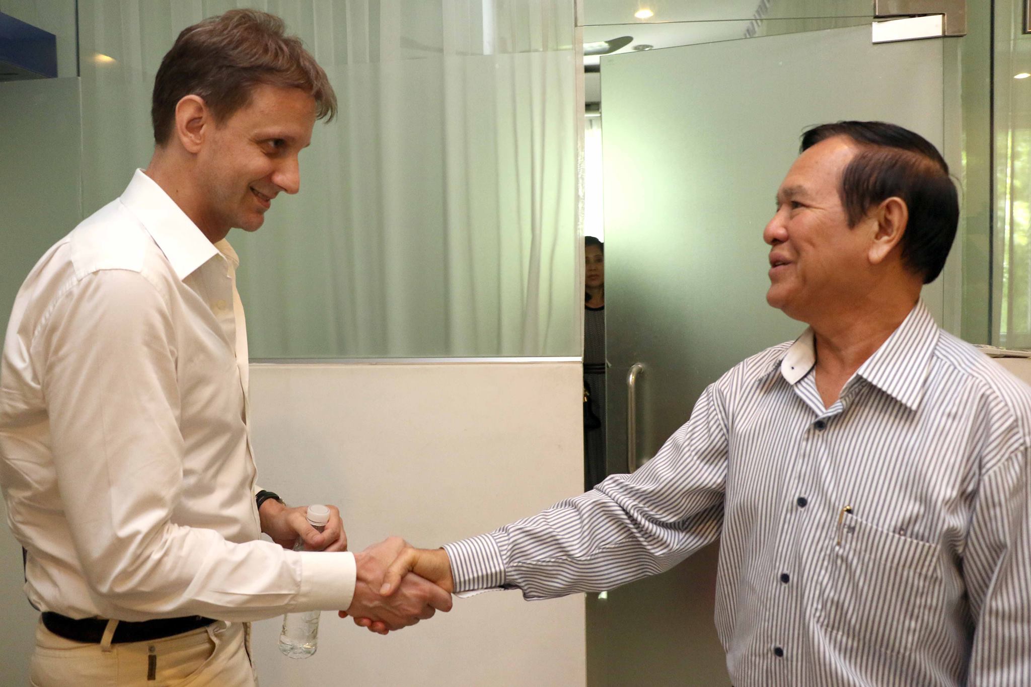 លោក កឹម សុខា ពិភាក្សាជាមួយអង្គការអន្តរជាតិពីបញ្ហាសិទ្ធិមនុស្ស