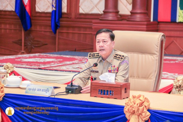 គ្រឿងញៀន​៖ លោក នេ​ត សាវឿន ក្រើនរំឭក​ចៅហ្វាយខេត្ត​៩ រូប ដែល​មិនទាន់​អនុវត្តតាម​បញ្ជា​សម្ដេច ស ខេង​