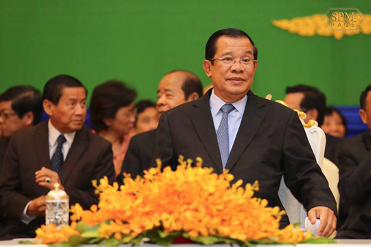 នាយករដ្ឋមន្រ្តី៖ស្ថានទូតខ្លះកំពុងតាំងខ្លួនធ្វើជាឪ ជាម៉ែរបស់ប្រទេសកម្ពុជា គេមិនមែនតំណាងឲ្យរដ្ឋមួយទេ