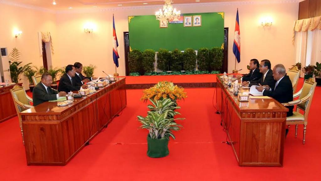 អតីត​​បក្ស​​ប្រឆាំង​​បង្ហាញ​​ឆន្ទៈ​​ចរចា ​​តែ​​គណបក្ស​​កាន់​​អំណាច​​ទាត់​ចោល​​ដាច់​​អហង្ការ