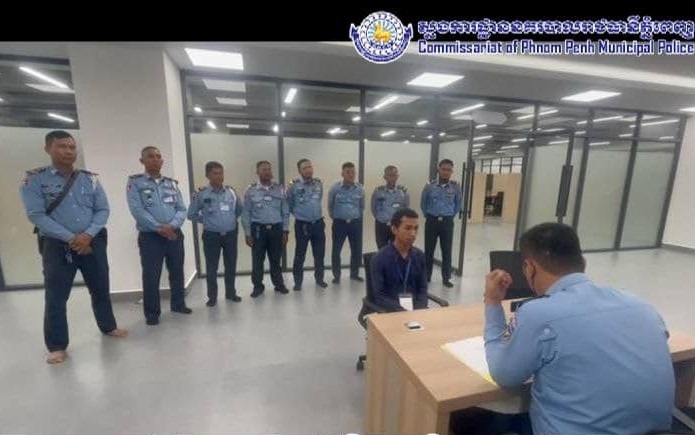 សង្គមស៊ីវិលថា អាជ្ញាធរគ្មានឆន្ទៈចាត់វិធានការលើជនស៊ីវិល ដែលឆ្លៀតឱកាសបន្លំជាសមត្ថកិច្ចឡើយ