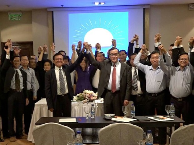 មន្ត្រីជាន់ខ្ពស់បក្សប្រឆាំង៤រូបនឹងនាំគ្នាទៅជួបលោក សម រង្ស៊ី នៅប្រទេសហ្វីលីពីន