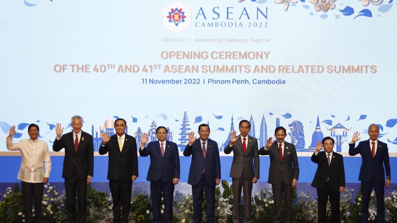 កូវីដ១៩៖ លោក ហ៊ុន សែនថាអាស៊ានបានយកឈ្នះលើការគម្រាមកំហែងជាសកលនេះ